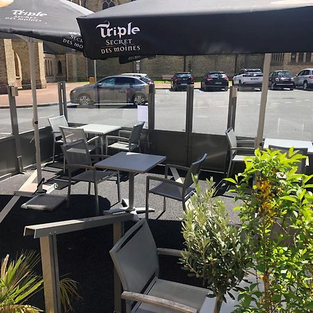 Hotel - Restaurant Au Tonnelier Bergues Exterior photo